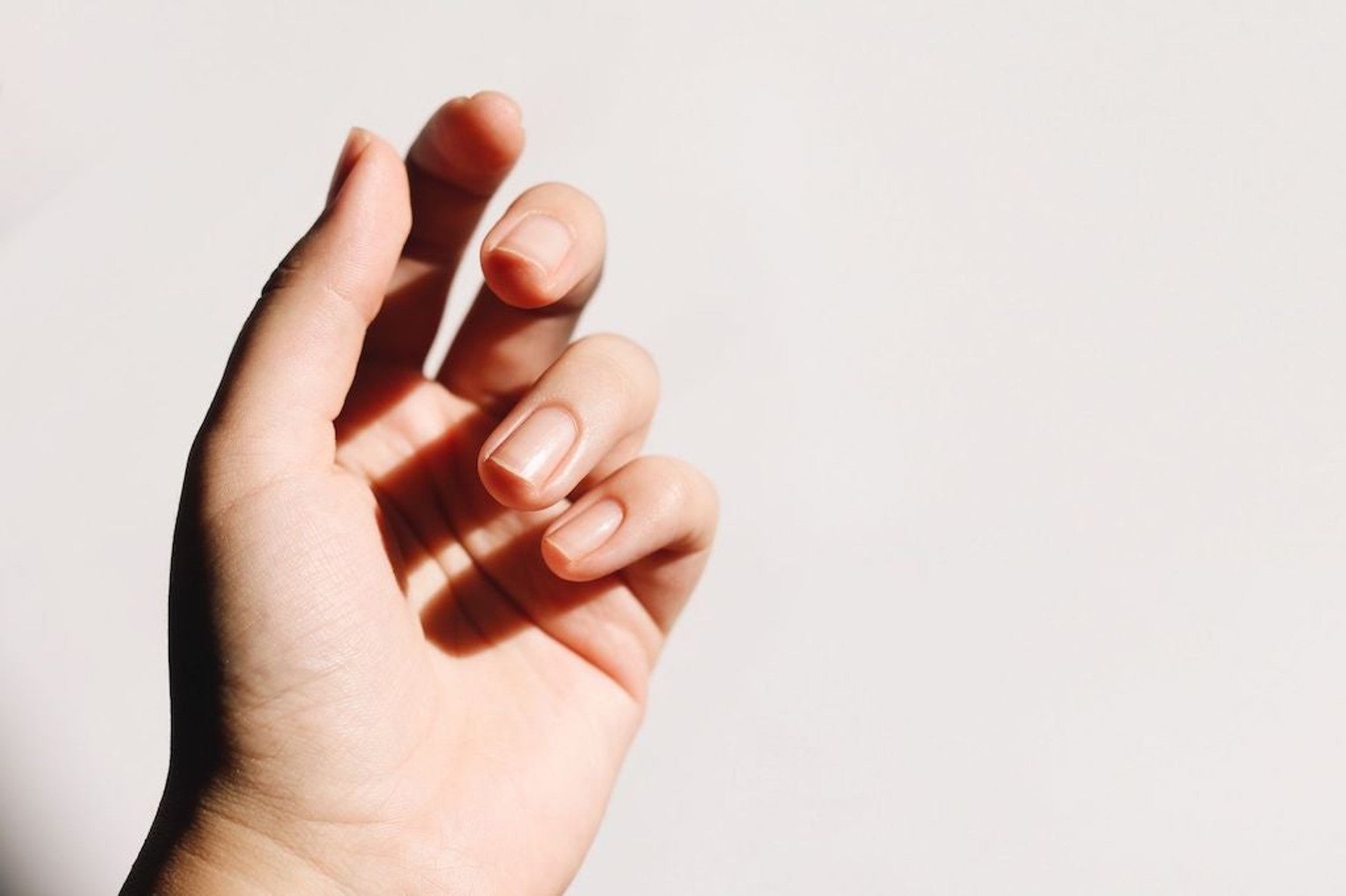 9 Nutrients For Glowing Skin, Shiny Hair And Strong Nails