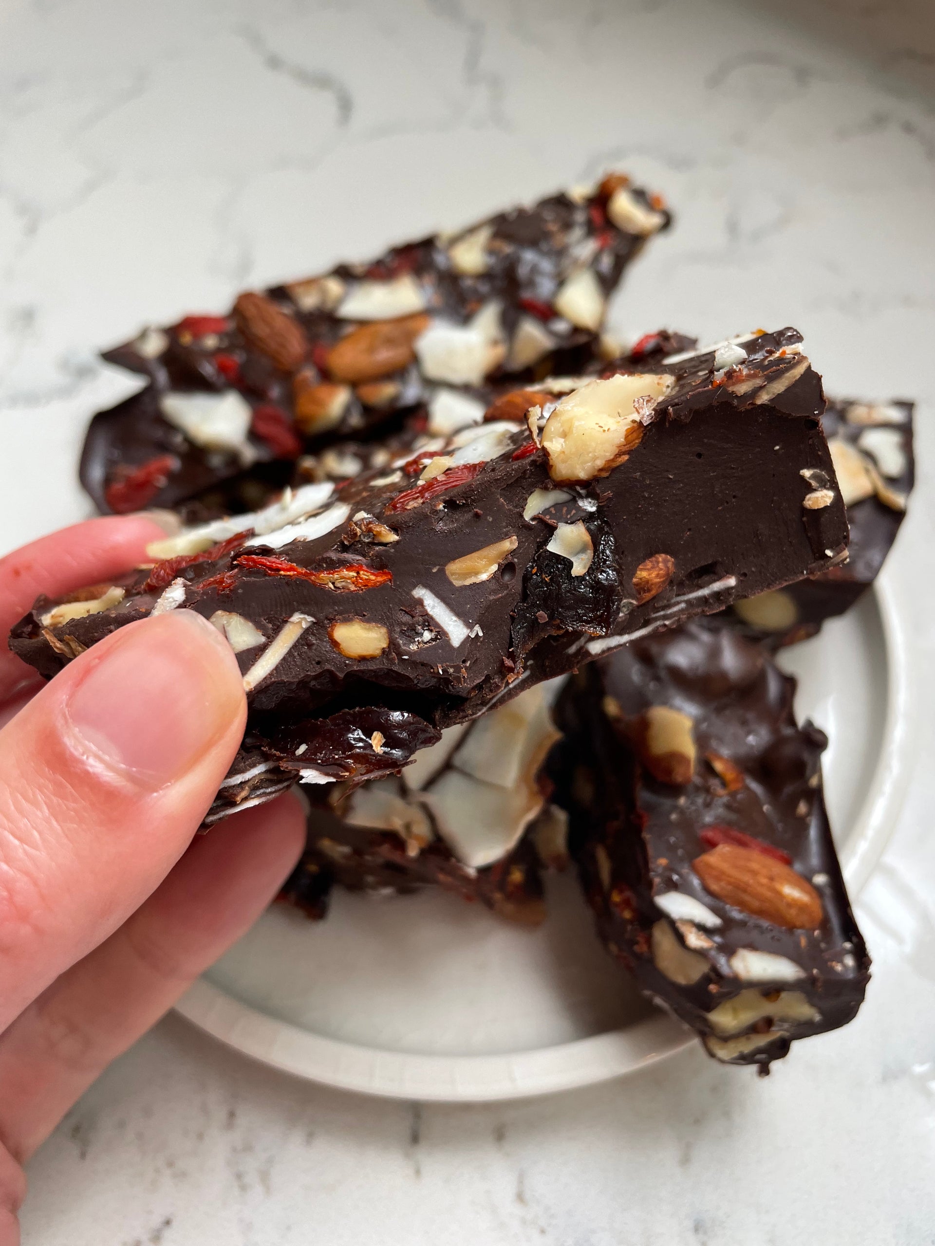 Recipe: Festive Rocky Road Bars